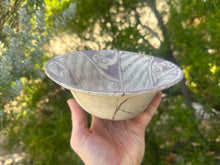 Load image into Gallery viewer, Hohokam Bird Effigy Bowl (1100-1300AD)