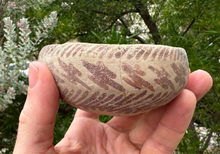 Load image into Gallery viewer, Hohokam Bird Bowl (1100-1300AD)