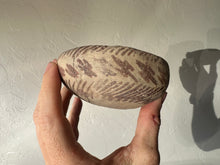 Load image into Gallery viewer, Hohokam Bird Bowl (1100-1300AD)