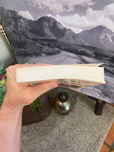 Load image into Gallery viewer, Digging In The Southwest by Ann Axtell Morris (1978 Paperback Edition)