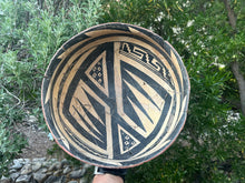 Load image into Gallery viewer, Salado Cliff Polychrome Bowl
